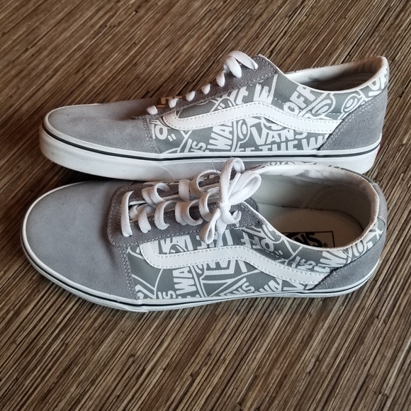 SOLD on ebay Vans Old Skool Logo Print Shoes - 10 - Picture 2 of 8